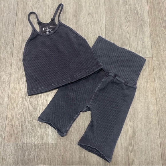 NEW Free People Happiness Runs Long Crop & Biker Short Set - Picture 2 of 10